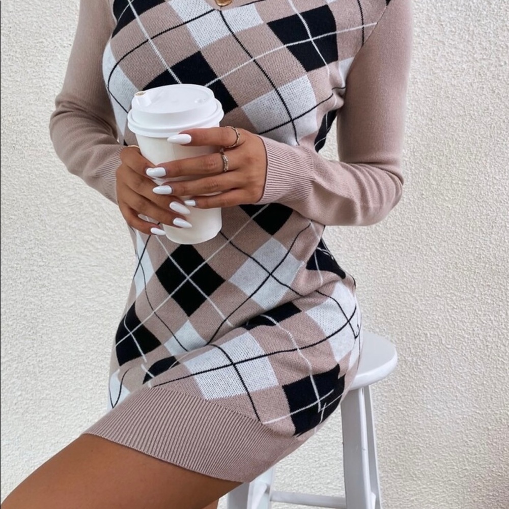 Bodycon Sweater 🎀 - Picture 6 of 6
